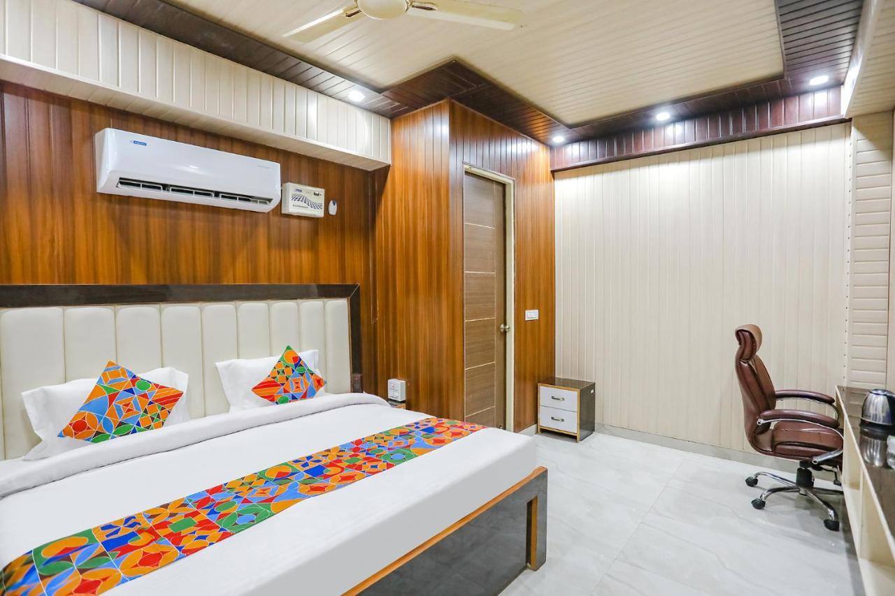 Fabhotel Jms Residency Dehradun Extérieur photo